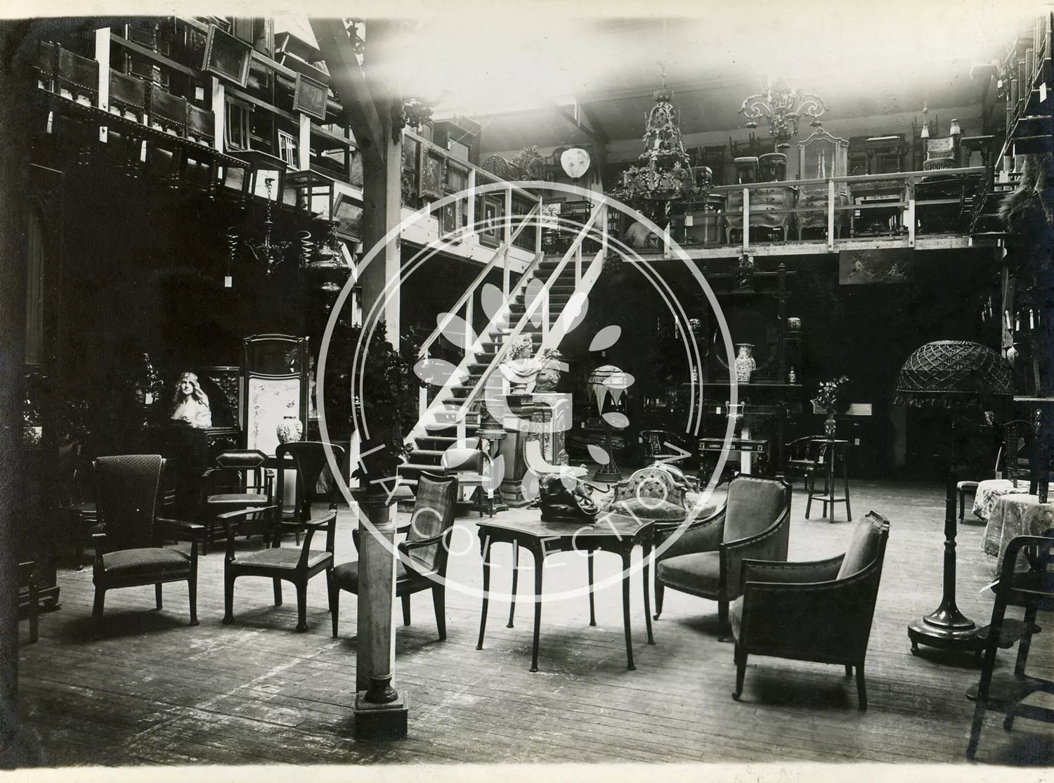 Cité Elgé - magasin des meubles